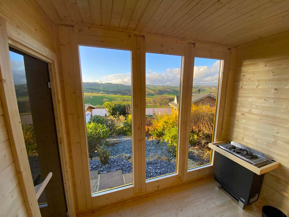beautissimo-spa-day-halifax-scandinavian-glass-fronted-sauna